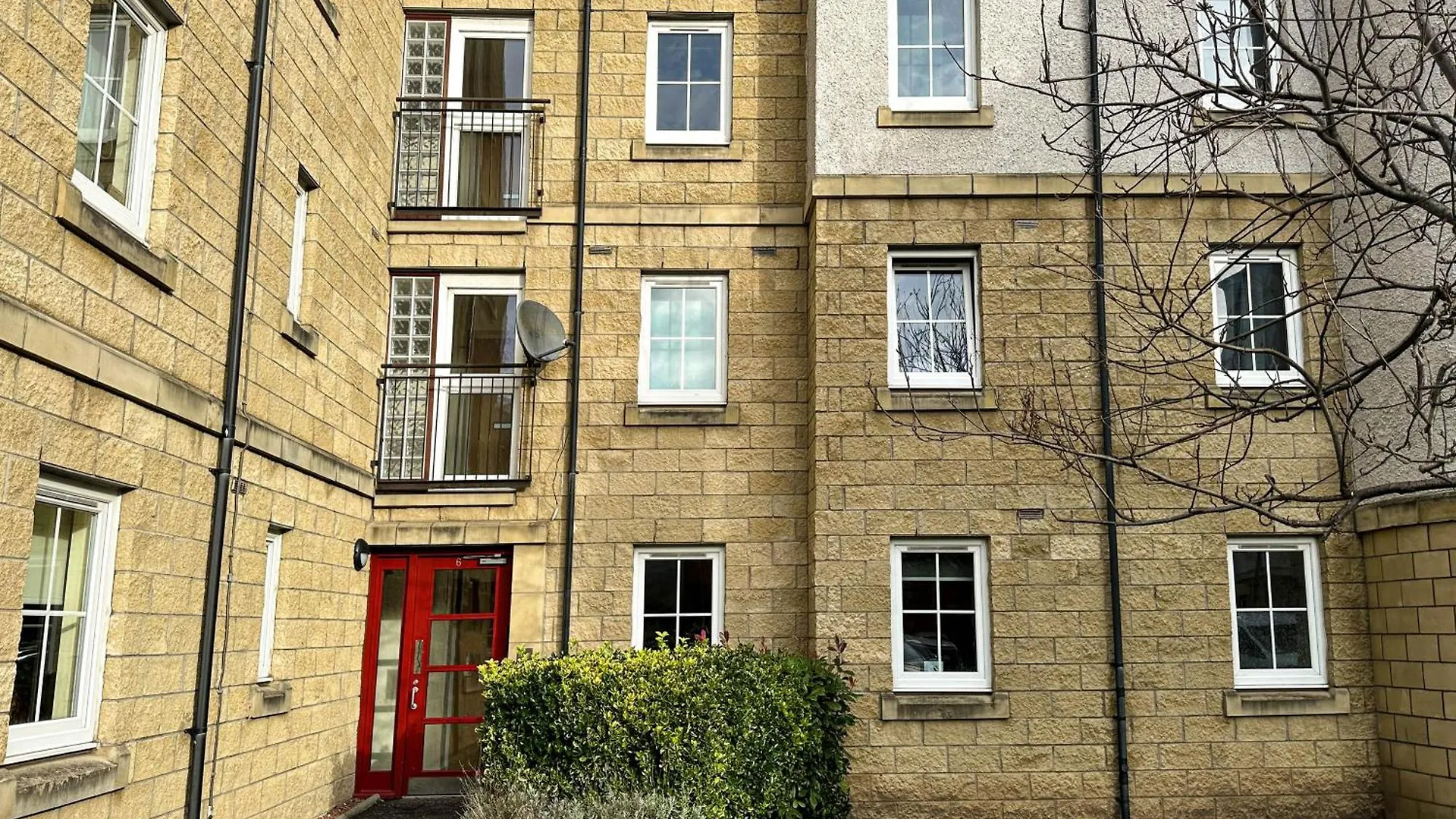 Apartment Comfy 2Br Flat - Free Parking - Near City Centre Edinburgh